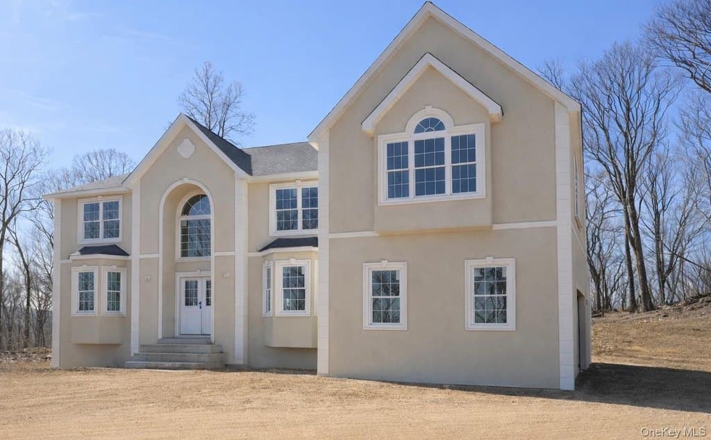 5 bedroom house for sale at 29 Soluri Ln Stony Point 10980 - $1,499,000