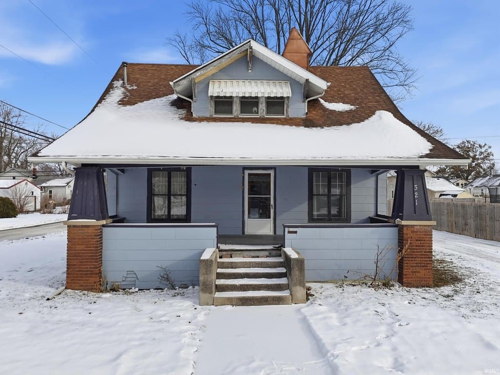 3 bedroom house for sale at 321 N Broadway St Butler - $150,000
