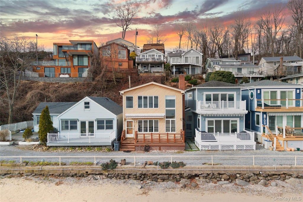 1 bedroom coop for sale at 75-02 W Shore Rd Unit 2 Port Washington 11050 - $1,179,000