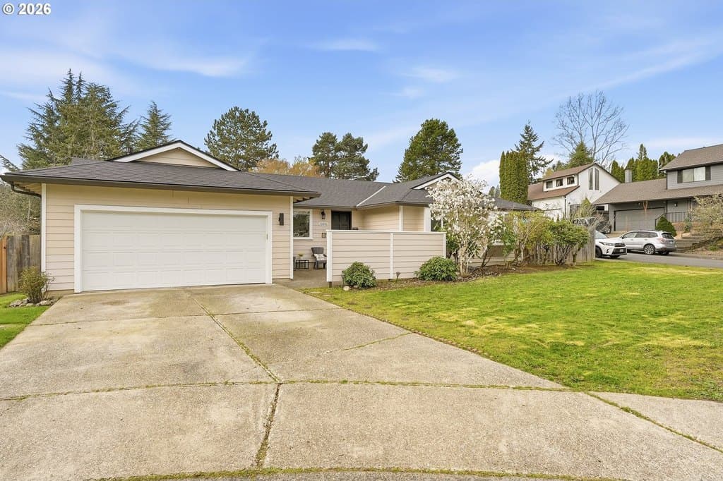 3 bedroom house for sale at 16070 SW Theresa Ct Beaverton - $590,000
