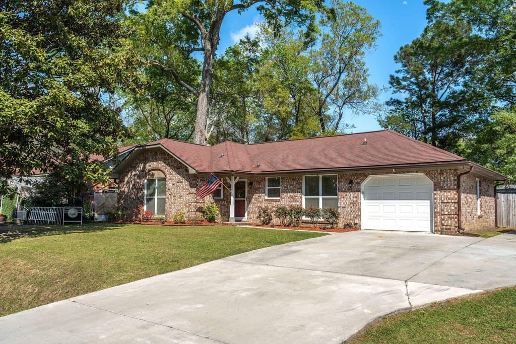 3 bedroom house for sale at 742 Olney Rd Charleston - $459,000