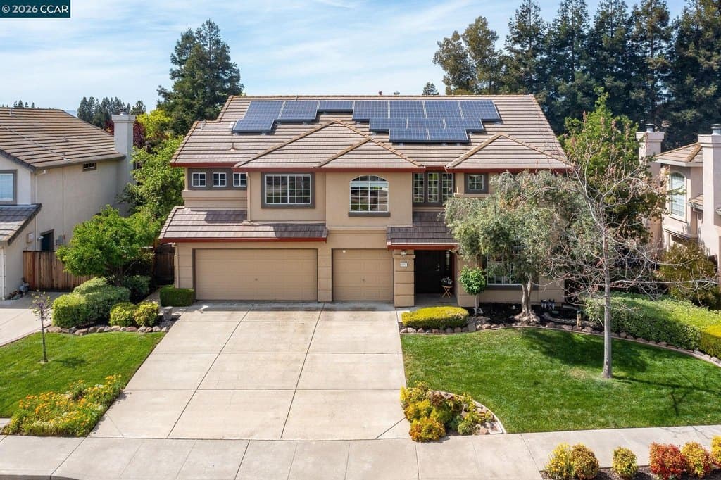 5 bedroom house for sale at 1174 Central Ave Livermore 94551 - $1,650,000