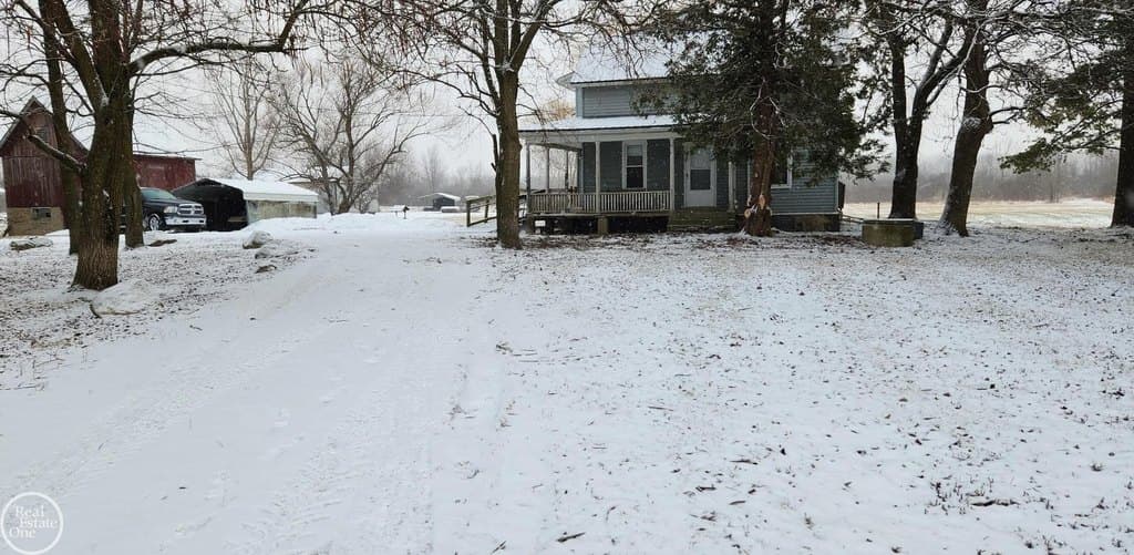 4 bedroom house for sale at 15594 Bryce Rd Capac - $789,900