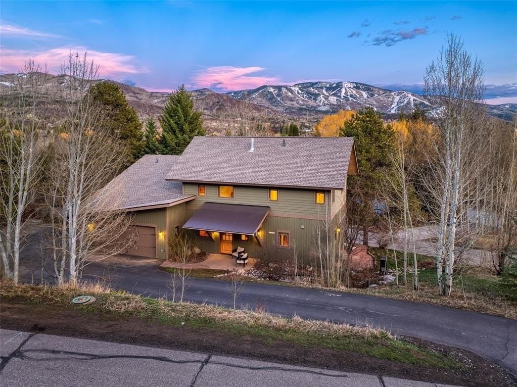 4 bedroom house for sale at 1109 Village Ln Steamboat Springs 80487 - $2,450,000