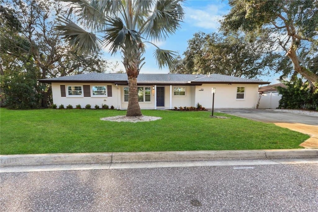 4 bedroom house for sale at 772 Palmer Rd Belleair Bluffs - $649,000