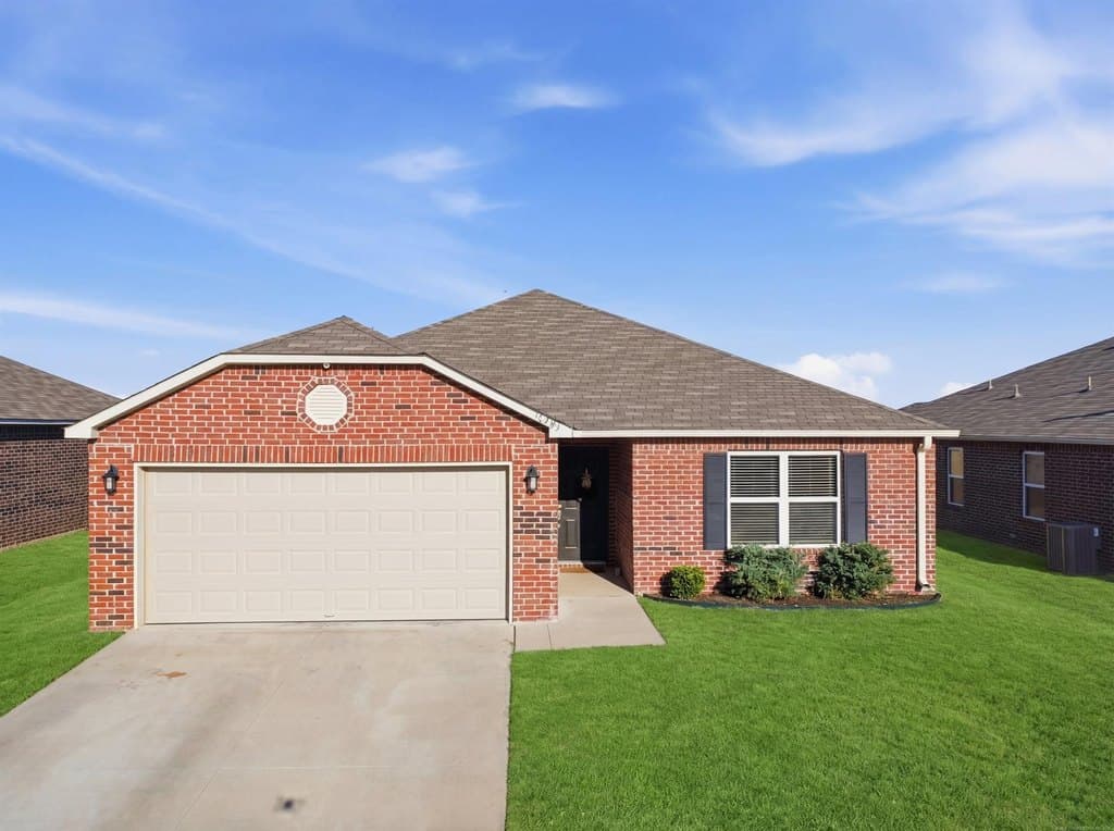 3 bedroom house for sale at 16205 S 86th East Ave Bixby 74008 - $255,000
