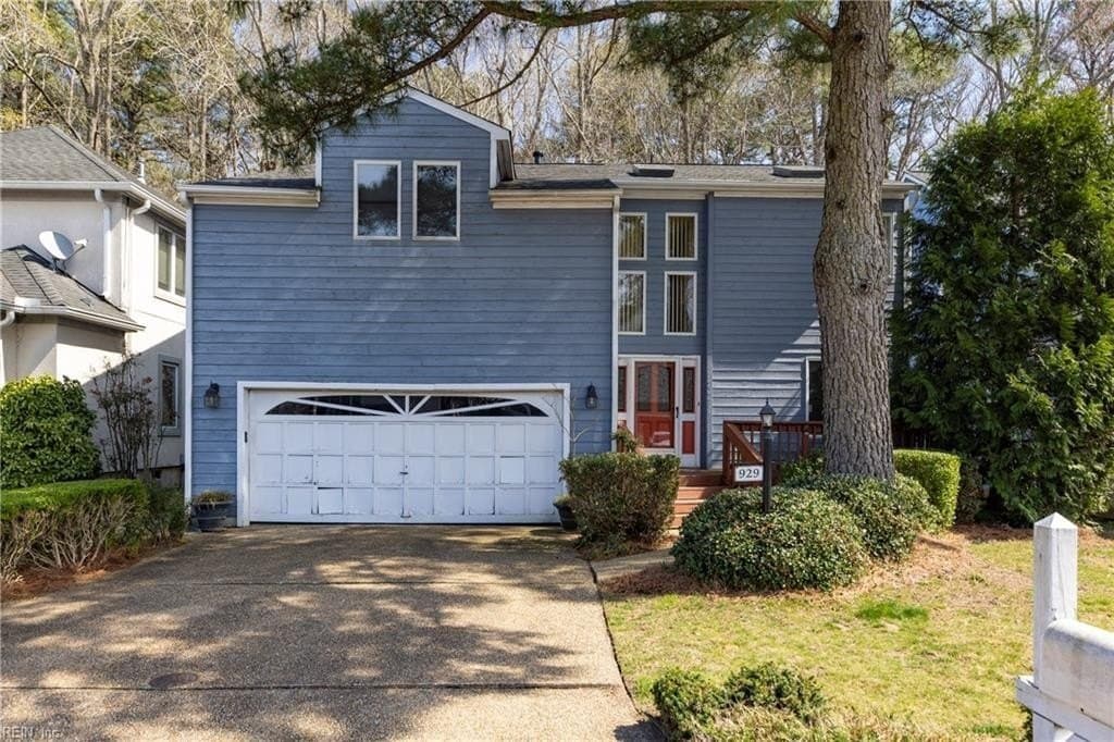 3 bedroom house for sale at 929 Kela Cres Virginia Beach - $525,000