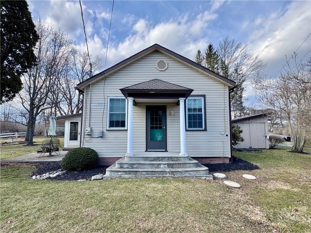 2 bedroom house for sale at 397 County Road 64 Big Flats - $125,000