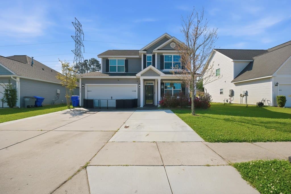 3 bedroom house for sale at 8120 Ronda Dr Charleston - $365,000