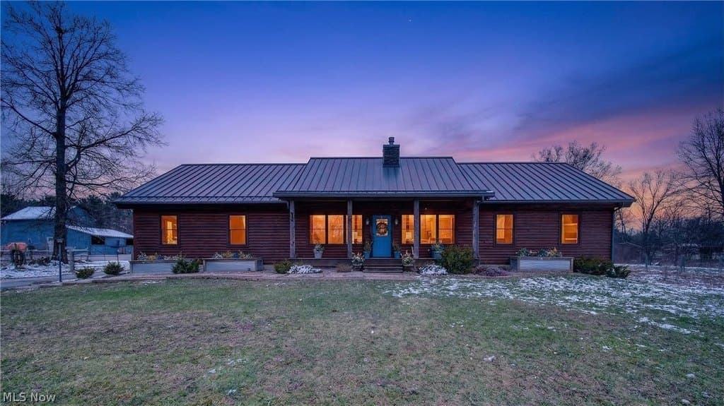 5 bedroom house for sale at 1693 Middleton Rd Hudson 44236 - $975,000