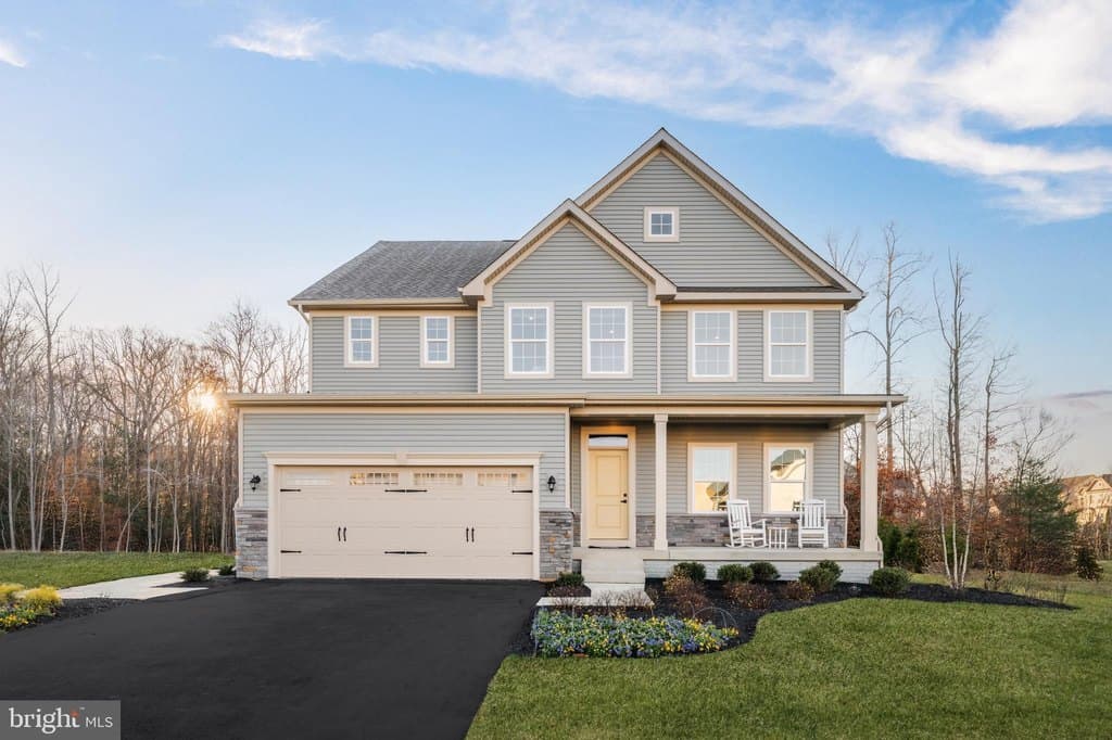 4 bedroom house for sale at 9208 Parkfield Ave Bensville 20603 - $584,990