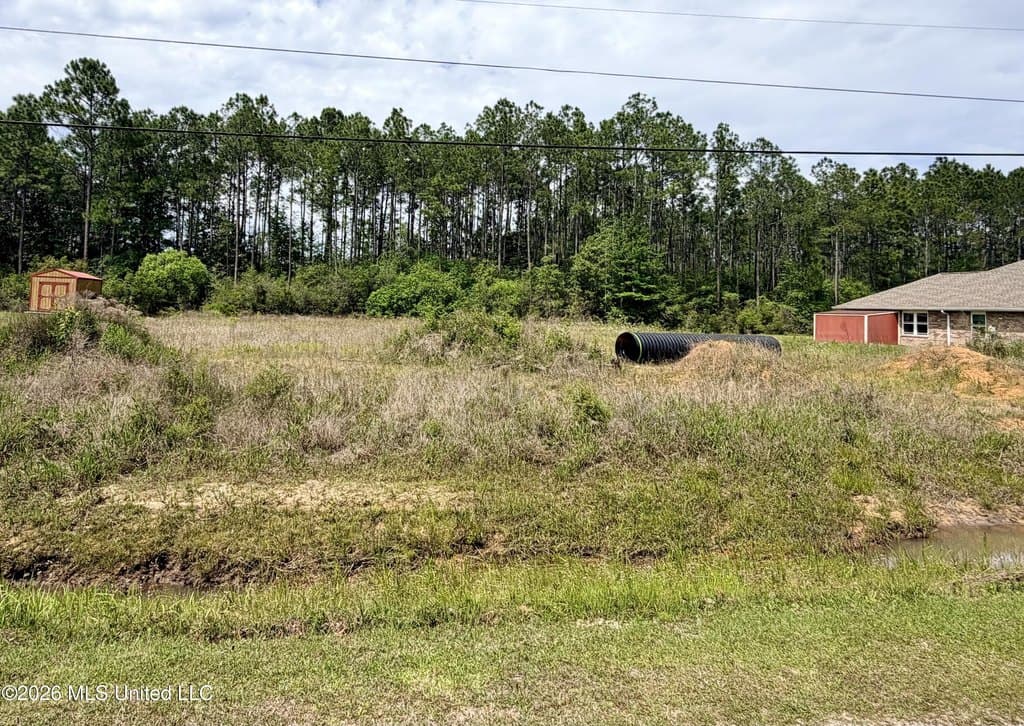 land for sale at 10348 Shady Pine Dr Latimer 39565 - $38,000