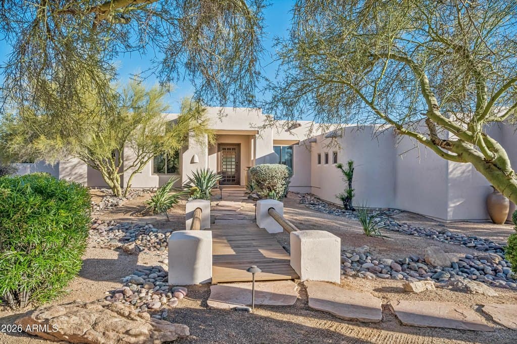 4 bedroom house for sale at 30609 N 47th Pl Cave Creek - $1,075,000
