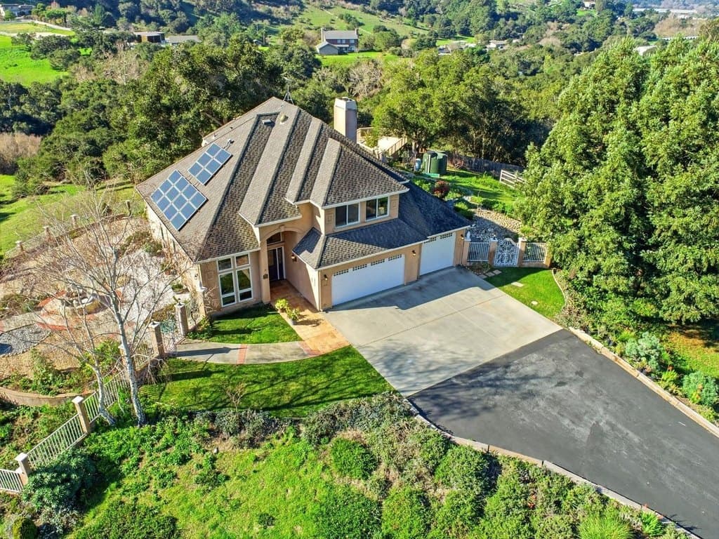 4 bedroom house for sale at 20160 Rock Springs Ln Aromas - $1,255,000