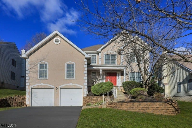 4 bedroom house for sale at 7 Watchung Dr Basking Ridge - $1,259,000