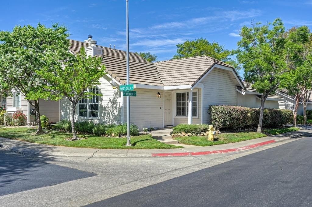 2 bedroom house for sale at 1141 Sandy Creek Dr Folsom - $499,000