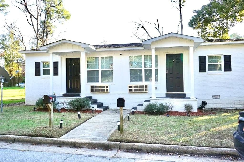 2 bedroom multi-family for sale at 1009 Madison St N Albany - $249,900