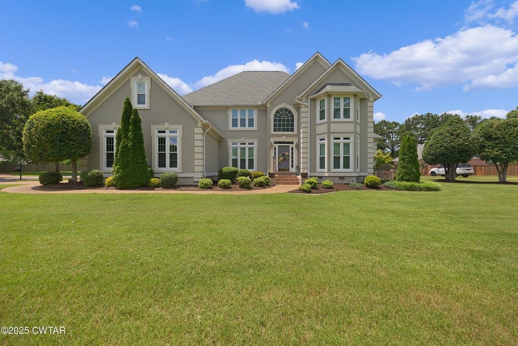6 bedroom house for sale at 153 Willow Green Dr Jackson 38305 - $665,000