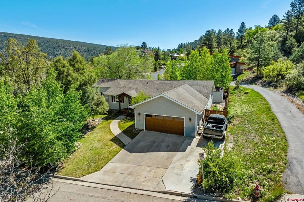 3 bedroom house for sale at 125 Ball Ln Durango 81301 - $999,900