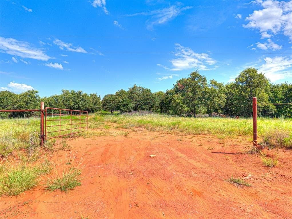 land for sale at 0000-36-06n-05w-4 # 012-00 Alex - $175,000