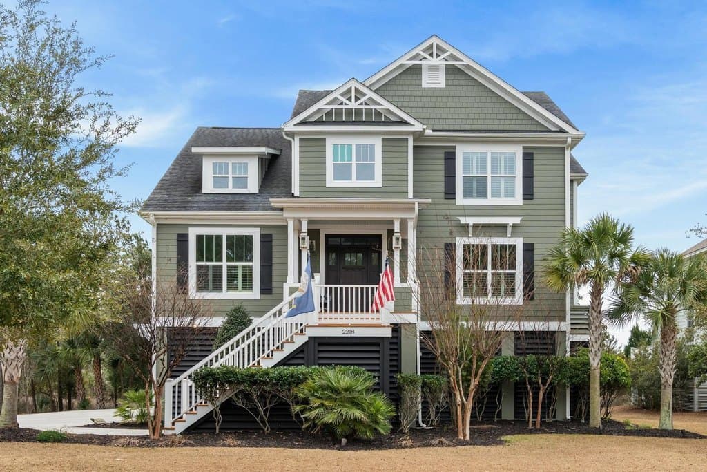 5 bedroom house for sale at 2218 Claymill Ln Mount Pleasant 29466 - $1,299,000