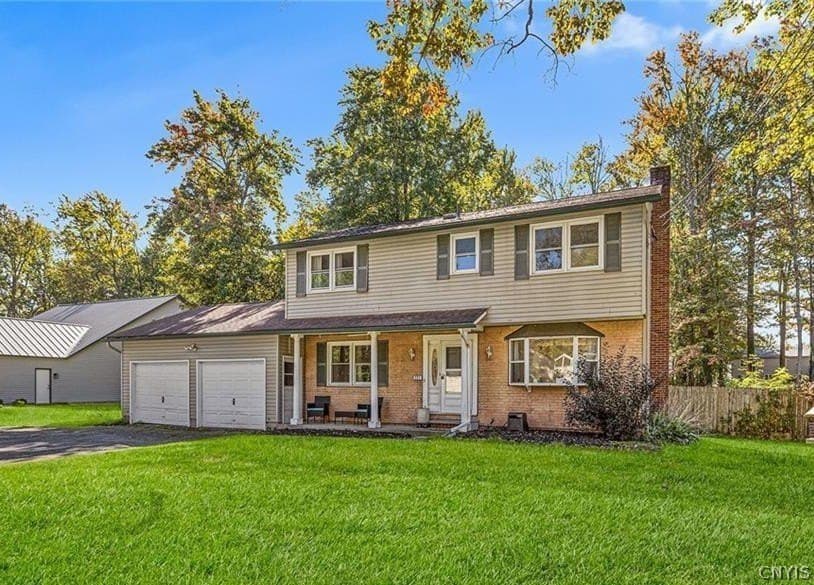 4 bedroom house for sale at 227 Northland Dr Central Square - $309,900