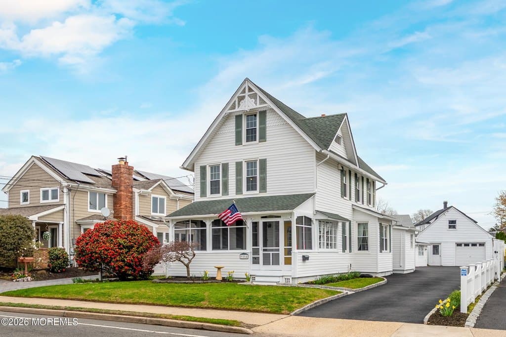 4 bedroom house for sale at 904 Arnold Ave Point Pleasant 08742 - $925,000