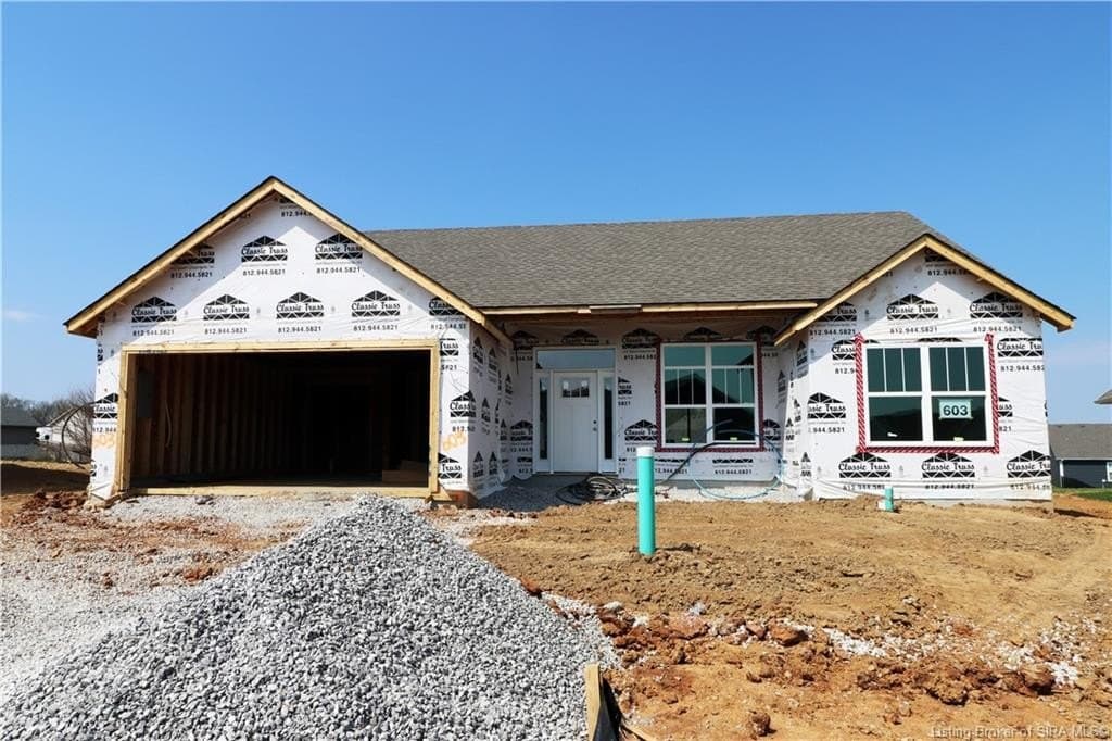 3 bedroom house for sale at 1190 Dustins Way Lot 603 Jeffersonville 47130 - $304,900