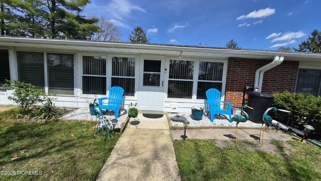 2 bedroom house for sale at 308C Malvern Ct Unit C Leisure Village 08701 - $184,900