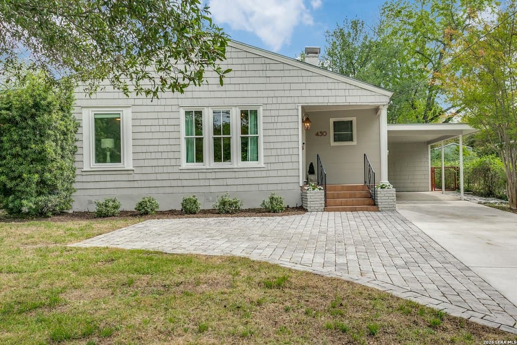 3 bedroom house for sale at 430 Corona Ave Alamo Heights - $699,000