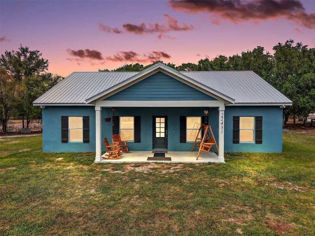 3 bedroom house for sale at 22431 Loop Rd Groveland 34736 - $775,000