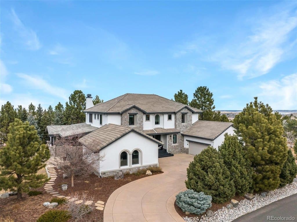 4 bedroom house for sale at 6111 Huron Pl Castle Pines Village - $2,995,000