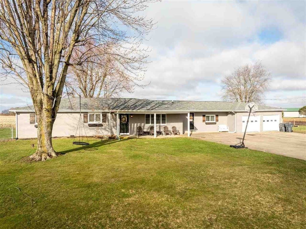 4 bedroom house for sale at 3120 S Centerville Rd Centerville - $289,900