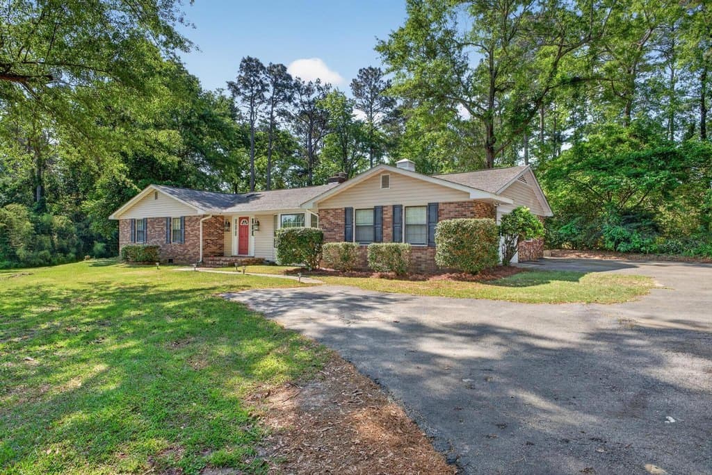 3 bedroom house for sale at 909 Osbon Dr Aiken - $339,500