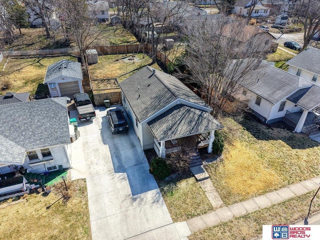 2 bedroom house for sale at 2924 S 13th St Lincoln - $209,900