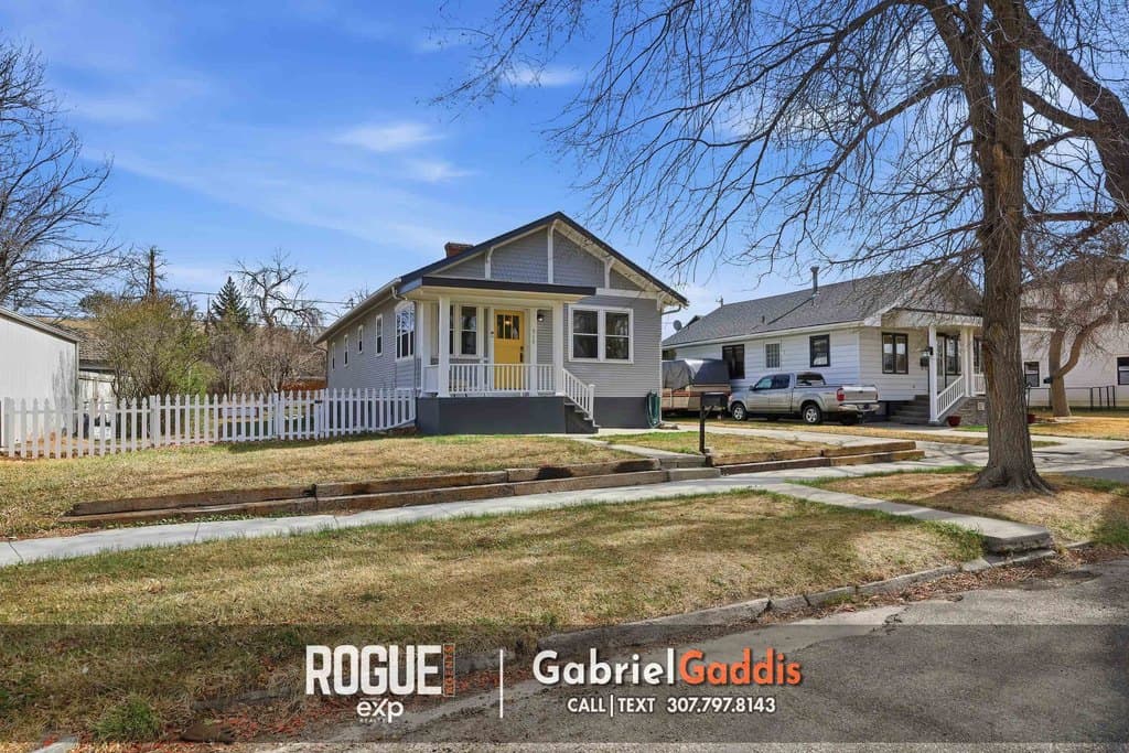 5 bedroom house for sale at 517 Grant Ave Casper - $335,000