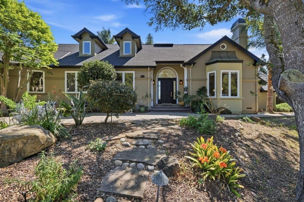 4 bedroom house for sale at 380 Mockingbird Ridge Rd Aptos Hills-Larkin Valley - $3,875,000