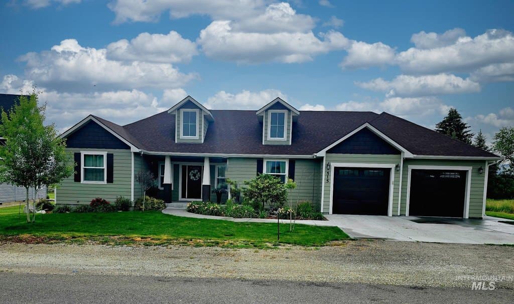 3 bedroom house for sale at 515 School St Albion - $515,000