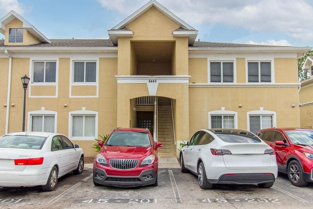 3 bedroom condo for sale at Address unavailable Riverview 33578 - $169,000