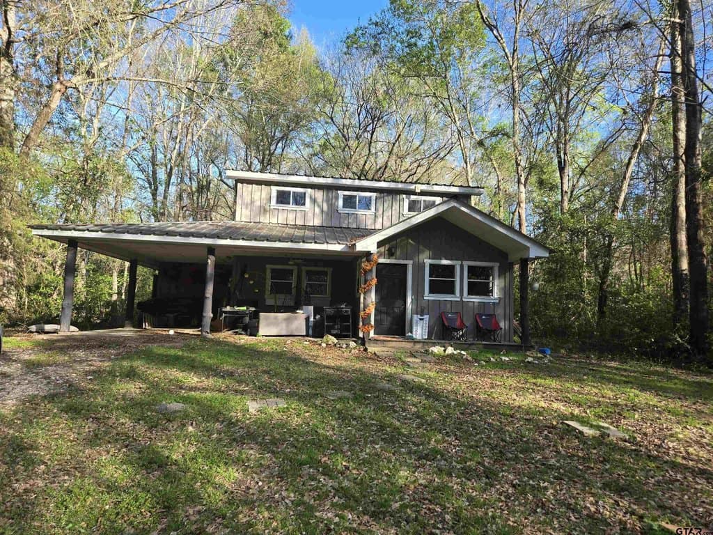 2 bedroom house for sale at 13687 Eastside Rd Tyler 75707 - $89,900