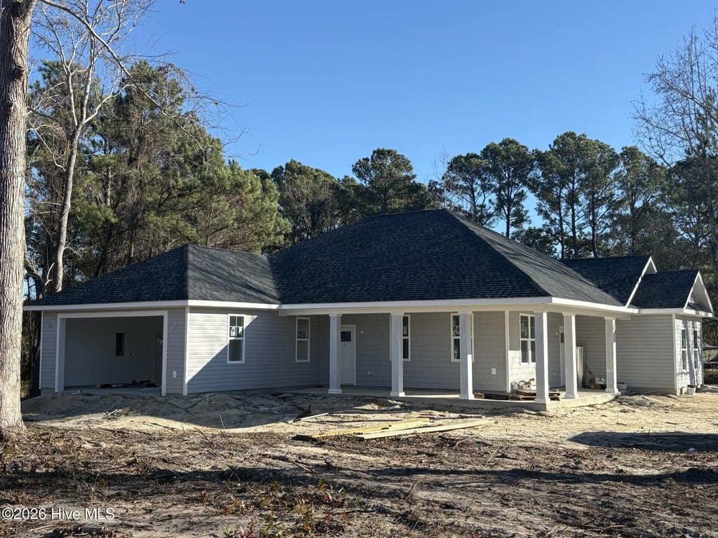 3 bedroom house for sale at 124 Pine Needle Cir Cape Carteret - $538,000