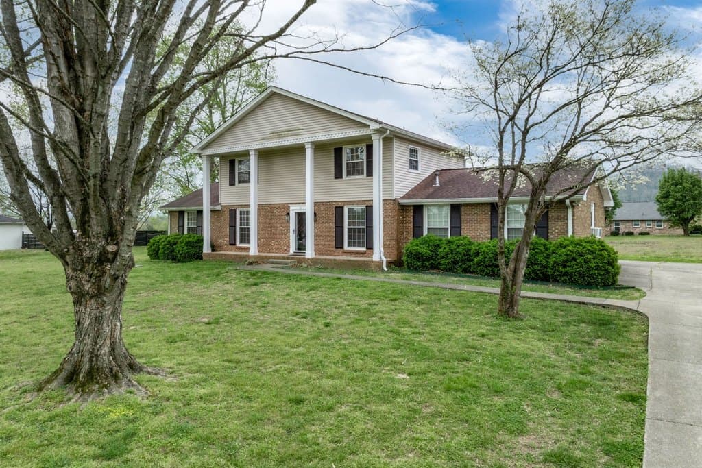 4 bedroom house for sale at 111 Poplar St Franklin 37064 - $849,000