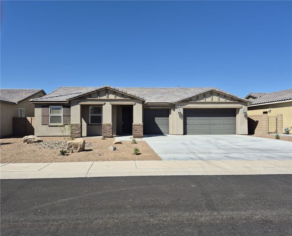 3 bedroom house for sale at 489 Wagon Wheel Dr Bullhead City 86442 - $399,995