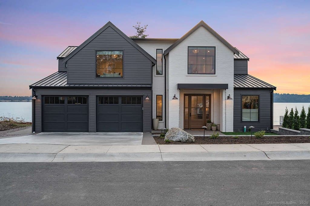 4 bedroom house for sale at 70 S Lake Shore Dr Candlewood Orchards - $3,495,000