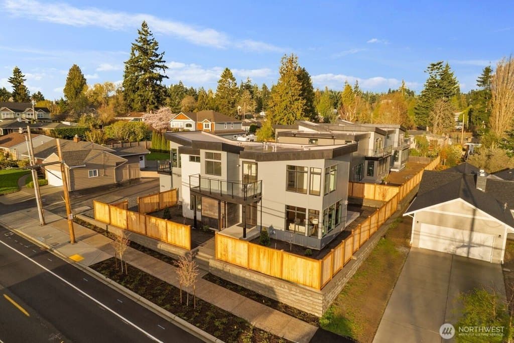 4 bedroom house for sale at 19742 20th Ave NW Shoreline 98177 - $2,195,950