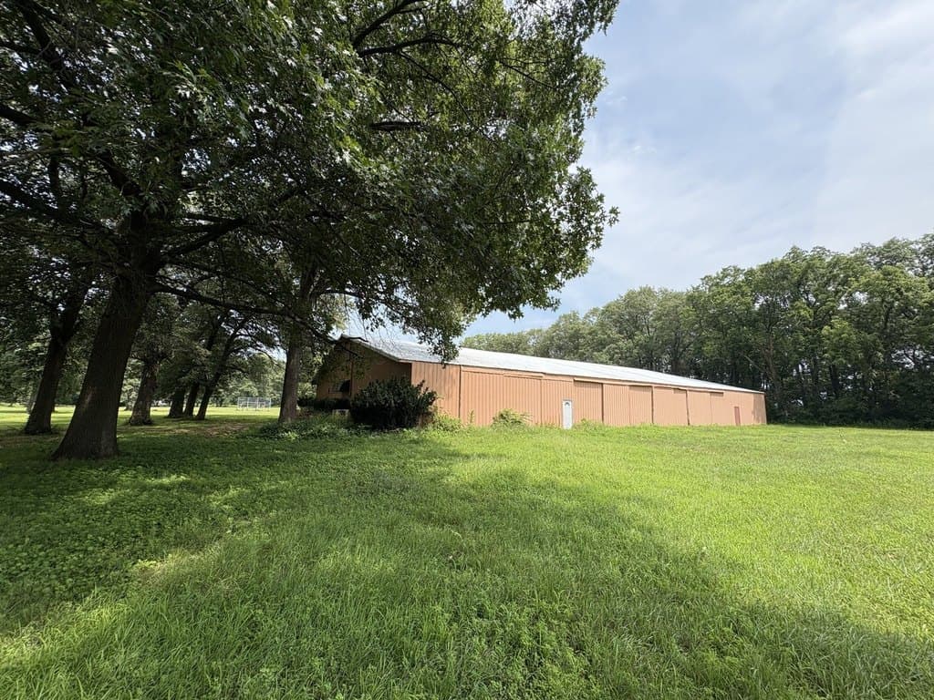 land for sale at 4112 S Youth Camp Rd Aroma Park - $2,200,000