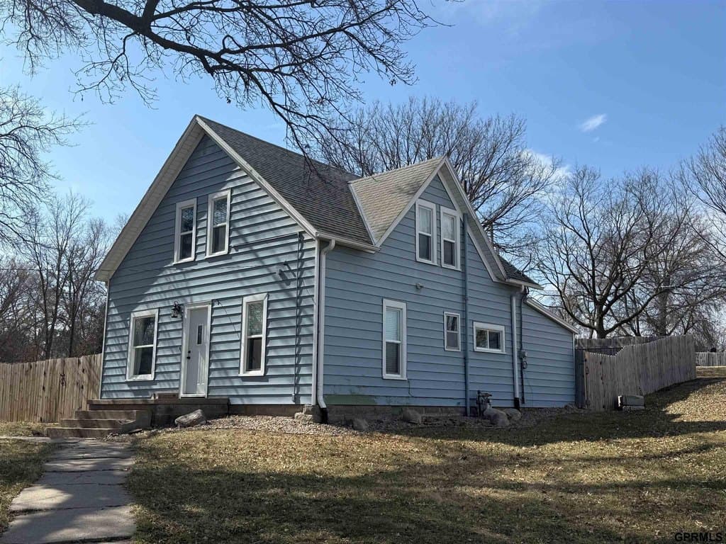 3 bedroom house for sale at 600 Cherry St Adams - $199,500