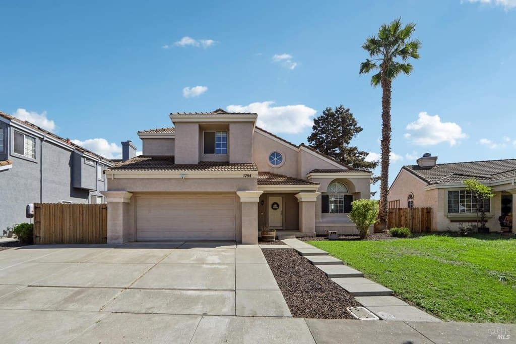 3 bedroom house for sale at 1294 Mayfield Cir Suisun City 94585 - $599,000
