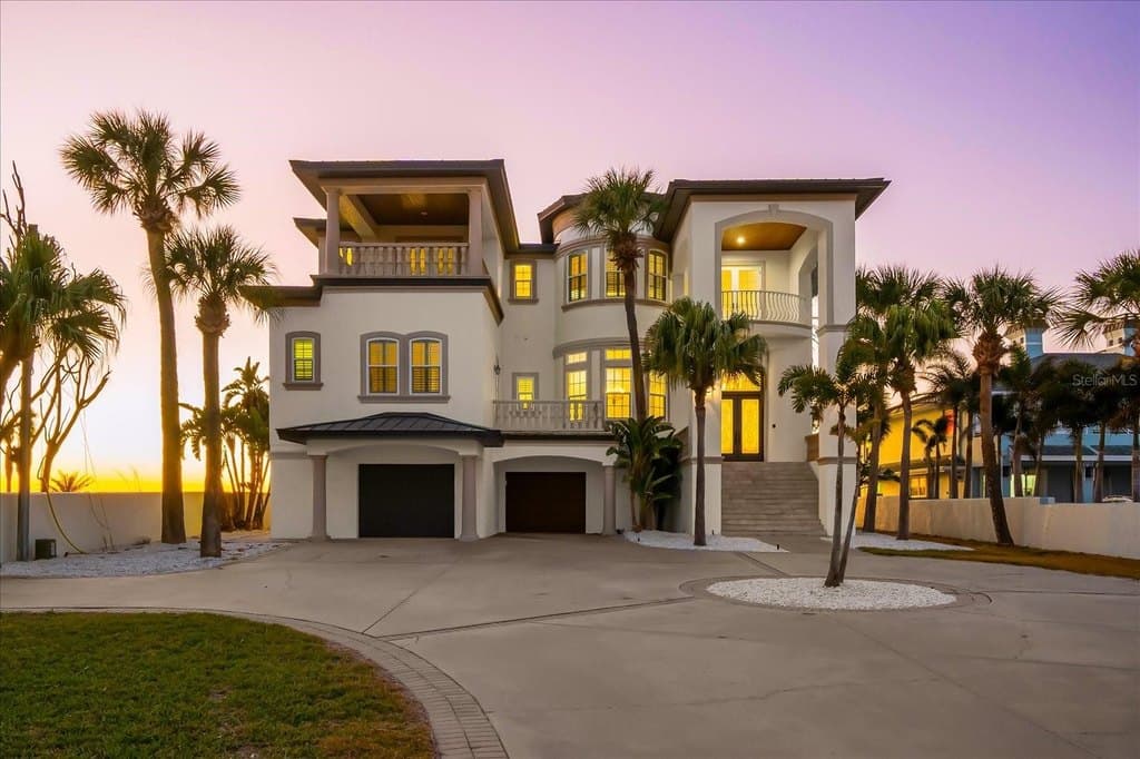 5 bedroom house for sale at 960 Gulf Blvd Belleair Shore - $8,950,000