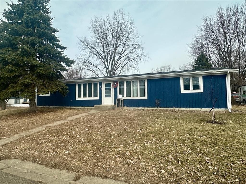 3 bedroom mobile home for sale at 1970 Robin Ln S Centerville - $299,500